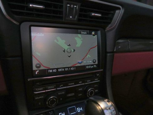 Used 2015 Porsche 911 Turbo S image 34