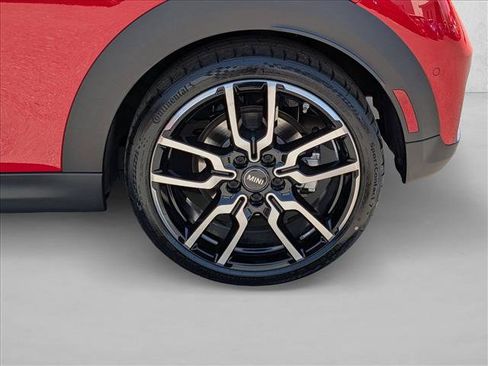 Certified 2025 MINI Cooper 2-Door Hardtop FWD image 10