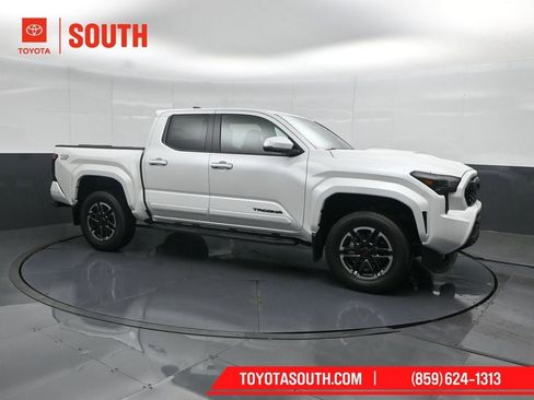 New 2026 Toyota Tacoma TRD Sport w/ TRD Sport Upgrade Package AWD/4WD image 1