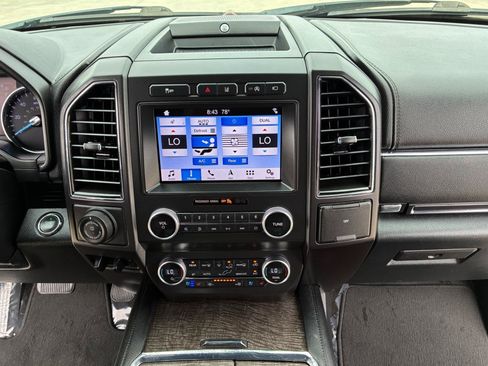 Used 2019 Ford Expedition Limited w/ Special Edition Package RWD image 27