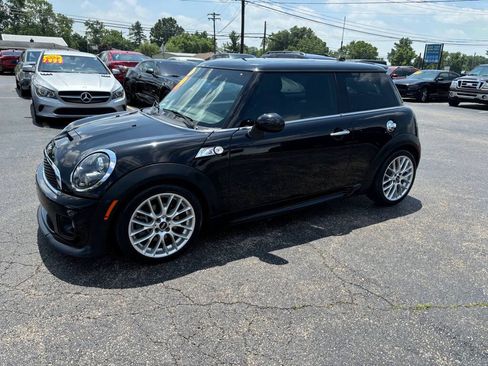 Used 2013 MINI Cooper S FWD image 1