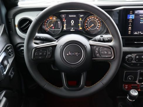 Used 2024 Jeep Wrangler Unlimited Sport AWD/4WD image 14