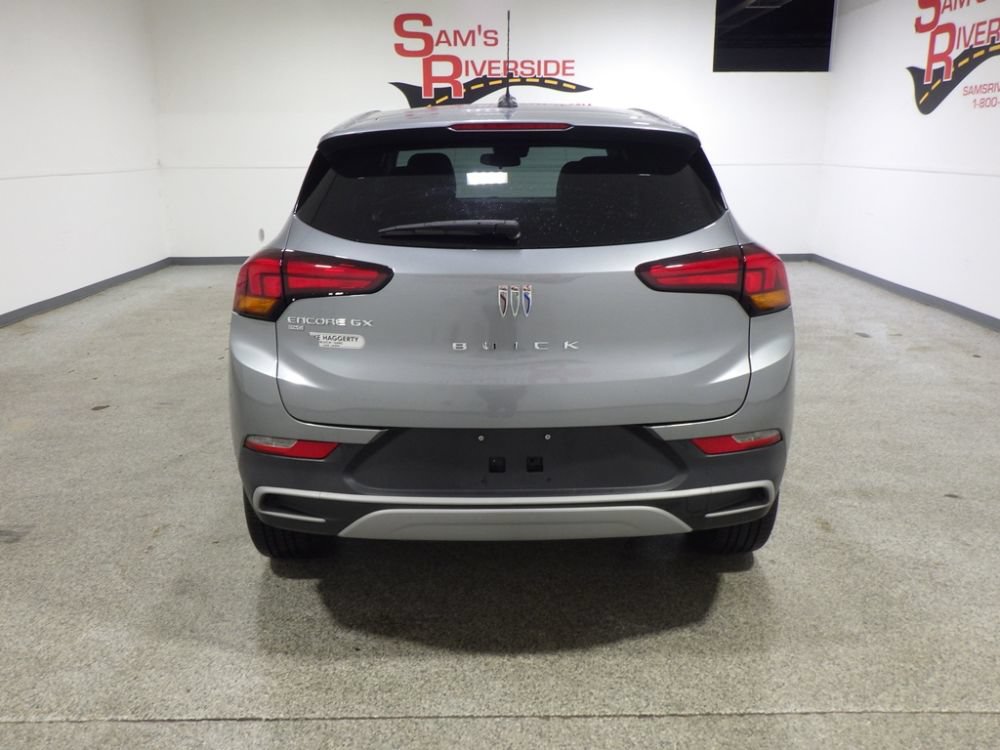 Used 2026 Buick Encore GX Preferred w/ Comfort Package AWD/4WD image 3