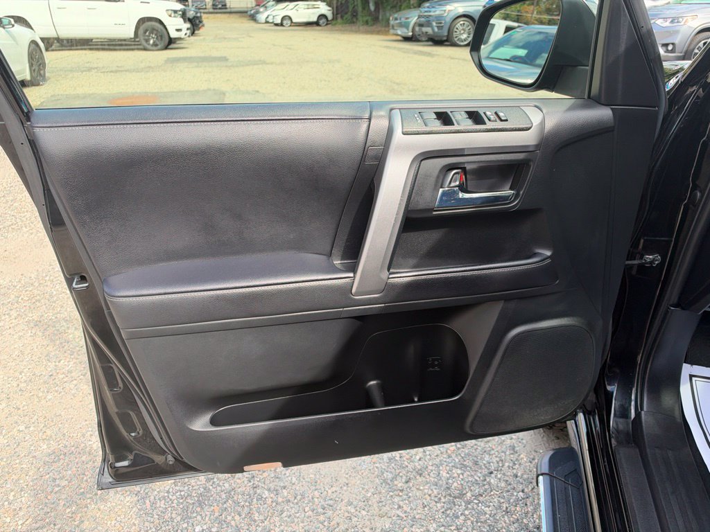 Used 2023 Toyota 4Runner TRD Sport AWD/4WD image 13
