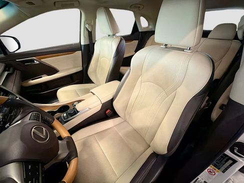 Used 2019 Lexus RX 350 AWD image 13