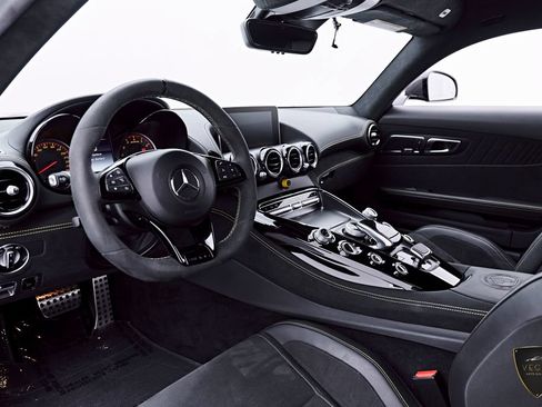 Used 2018 Mercedes-Benz AMG GT R image 50