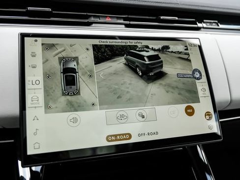 New 2026 Land Rover Range Rover Sport SE AWD/4WD image 28