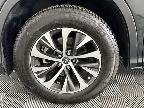 Used 2020 Lexus RX 350L Premium w/ Premium Package AWD/4WD image 36