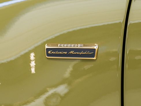 Used 2026 Porsche 911 GTS image 21