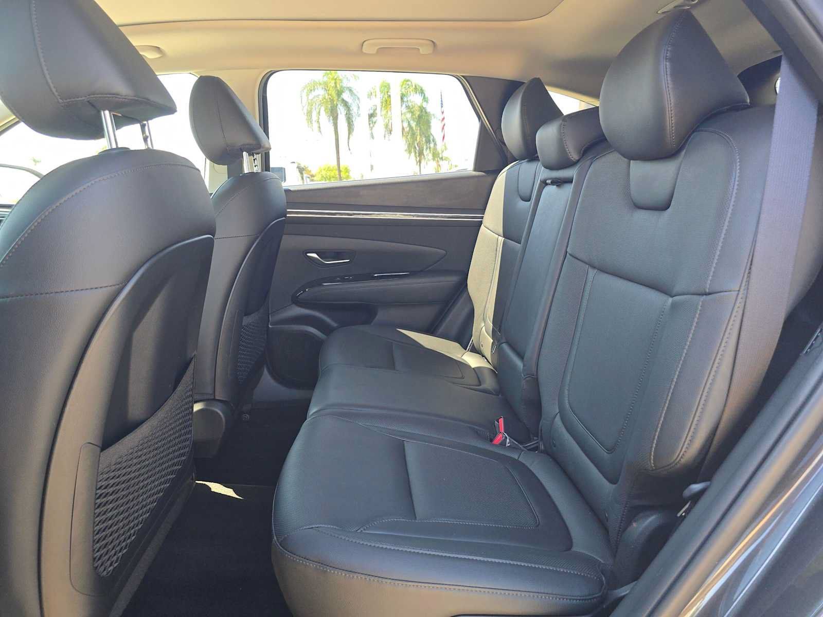 Used 2023 Hyundai Tucson Limited AWD/4WD image 16