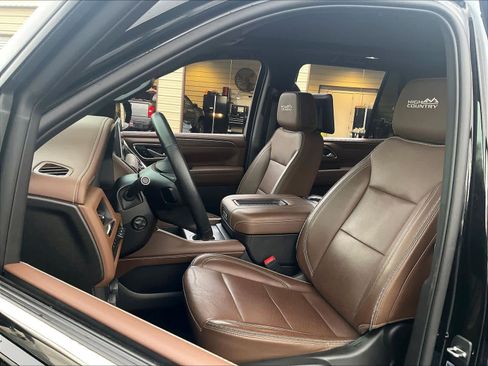 Used 2023 Chevrolet Tahoe High Country image 26