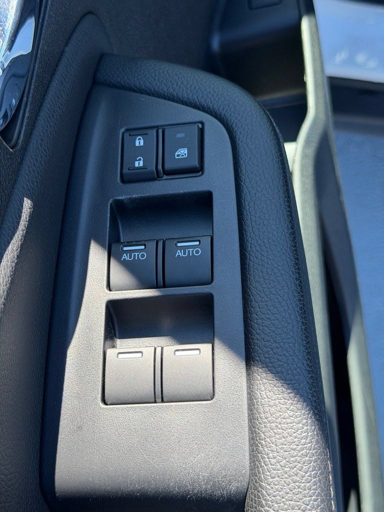 Used 2021 Honda Pilot Special Edition image 19
