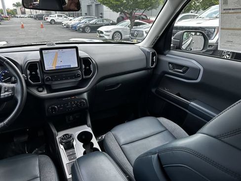 Certified 2023 Ford Bronco Sport Outer Banks w/ Tech Package AWD/4WD image 17