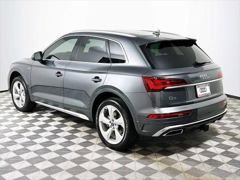 Certified 2025 Audi Q5 2.0T Premium Plus w/ Premium Plus Package image 5