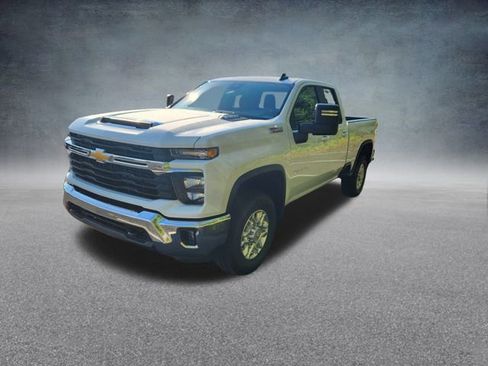 New 2025 Chevrolet Silverado 2500 LT image 3