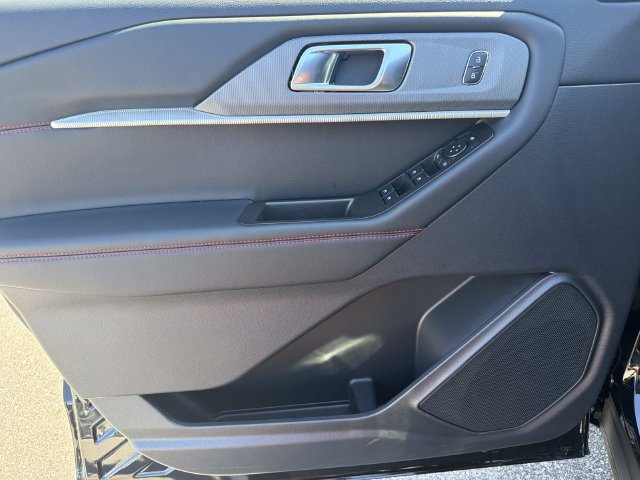 New 2027 Ford Explorer ST-Line w/ ST-Line Street Pack RWD image 23