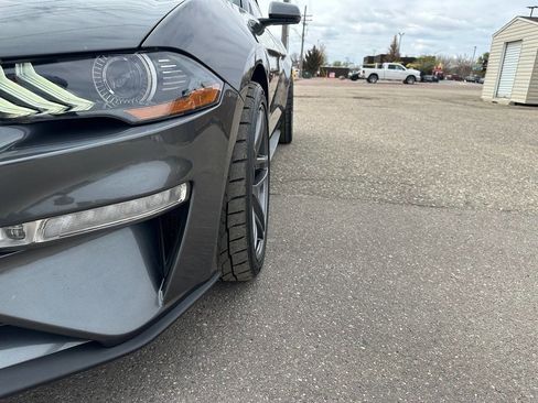 Used 2019 Ford Mustang GT Premium RWD image 16