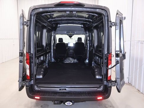 New 2026 Ford Transit 250 148 Medium Roof Extended AWD image 9