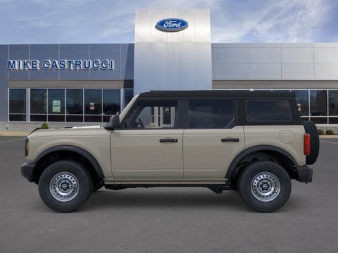 New 2025 Ford Bronco 4-Door AWD/4WD image 3