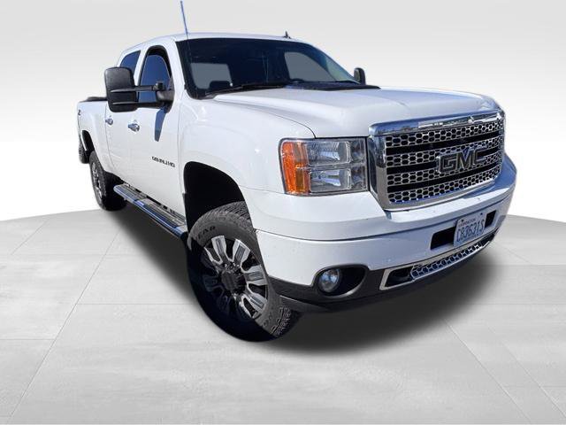 Used 2014 GMC Sierra 2500 Denali AWD/4WD image 6