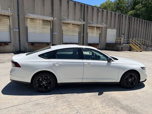Certified 2025 Honda Accord SE image 12