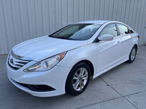 Used 2014 Hyundai Sonata GLS w/ Popular Equipment Group 2 FWD image 7