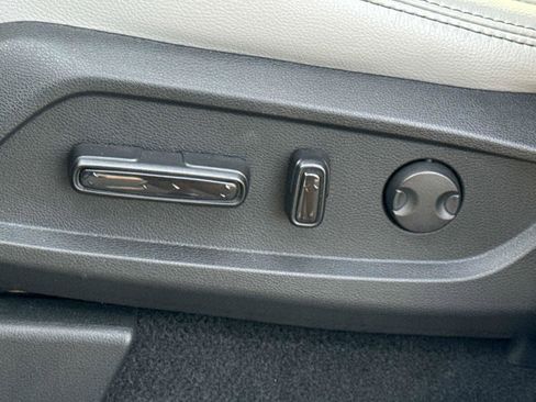 Certified 2024 Honda Pilot Touring image 22