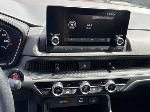 Used 2025 Honda CR-V LX image 22