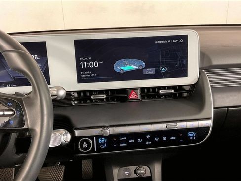 Used 2024 Hyundai Ioniq 5 SE RWD image 5