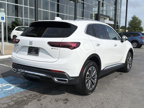 Used 2025 Buick Envision Preferred AWD/4WD image 3