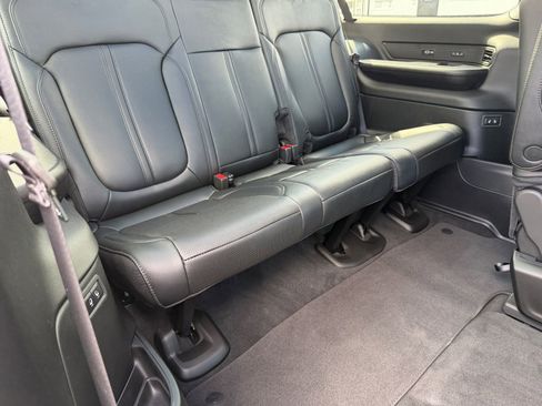 New 2026 Jeep Grand Wagoneer L Limited AWD/4WD image 18