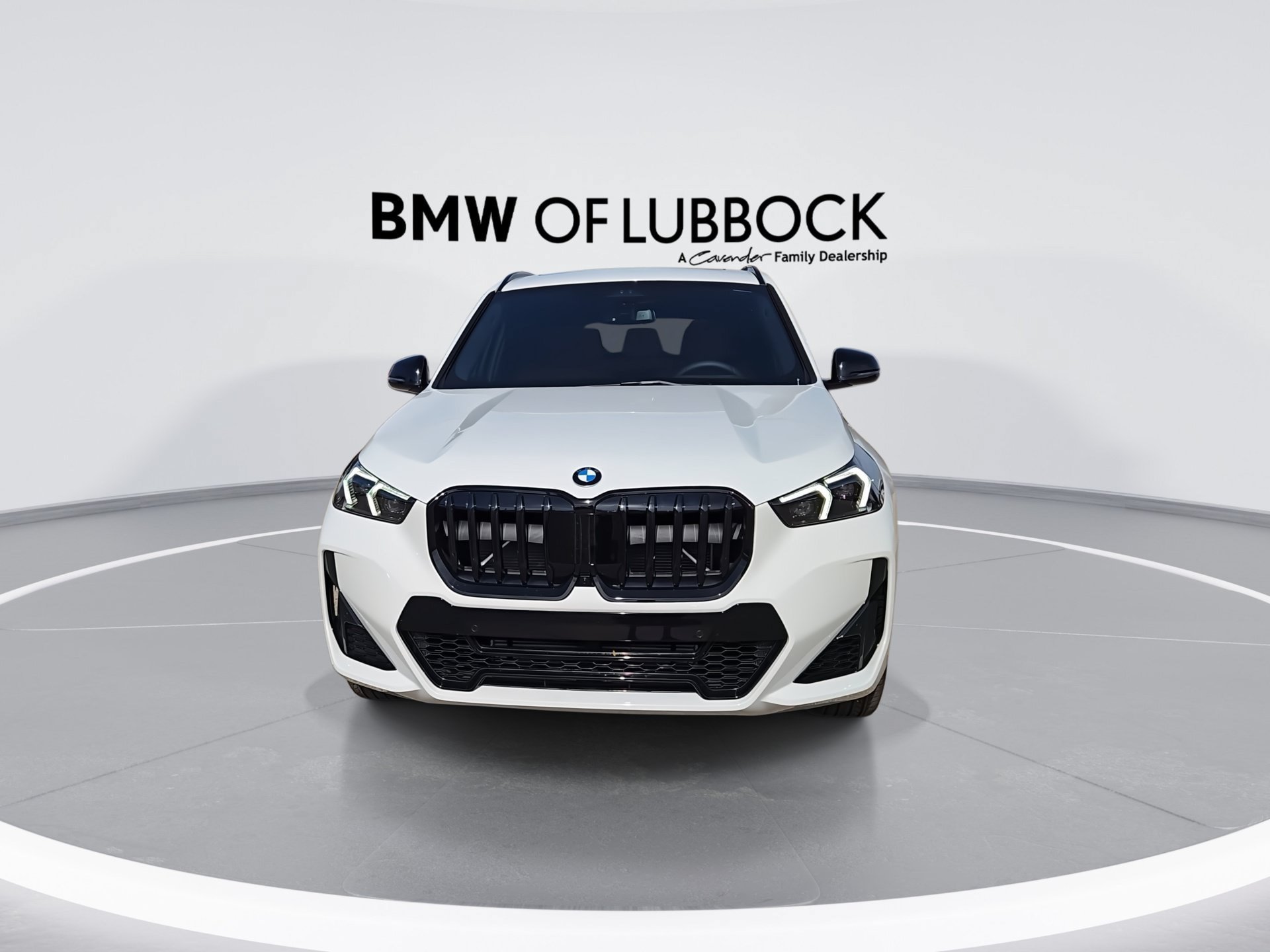 Used 2026 BMW X1 xDrive28i w/ Technology Package AWD/4WD image 3