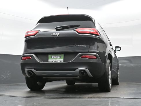 Used 2014 Jeep Cherokee Limited w/ Technology Group FWD image 32