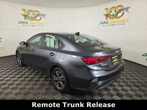 Used 2024 Kia Forte LXS image 6
