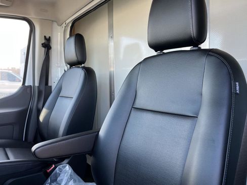 New 2025 Ford Transit 350 Low Roof DRW w/ Exterior Upgrade Package image 16