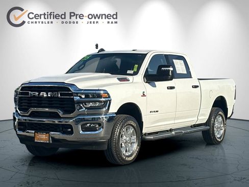 Used 2025 RAM 2500 Big Horn AWD/4WD image 8