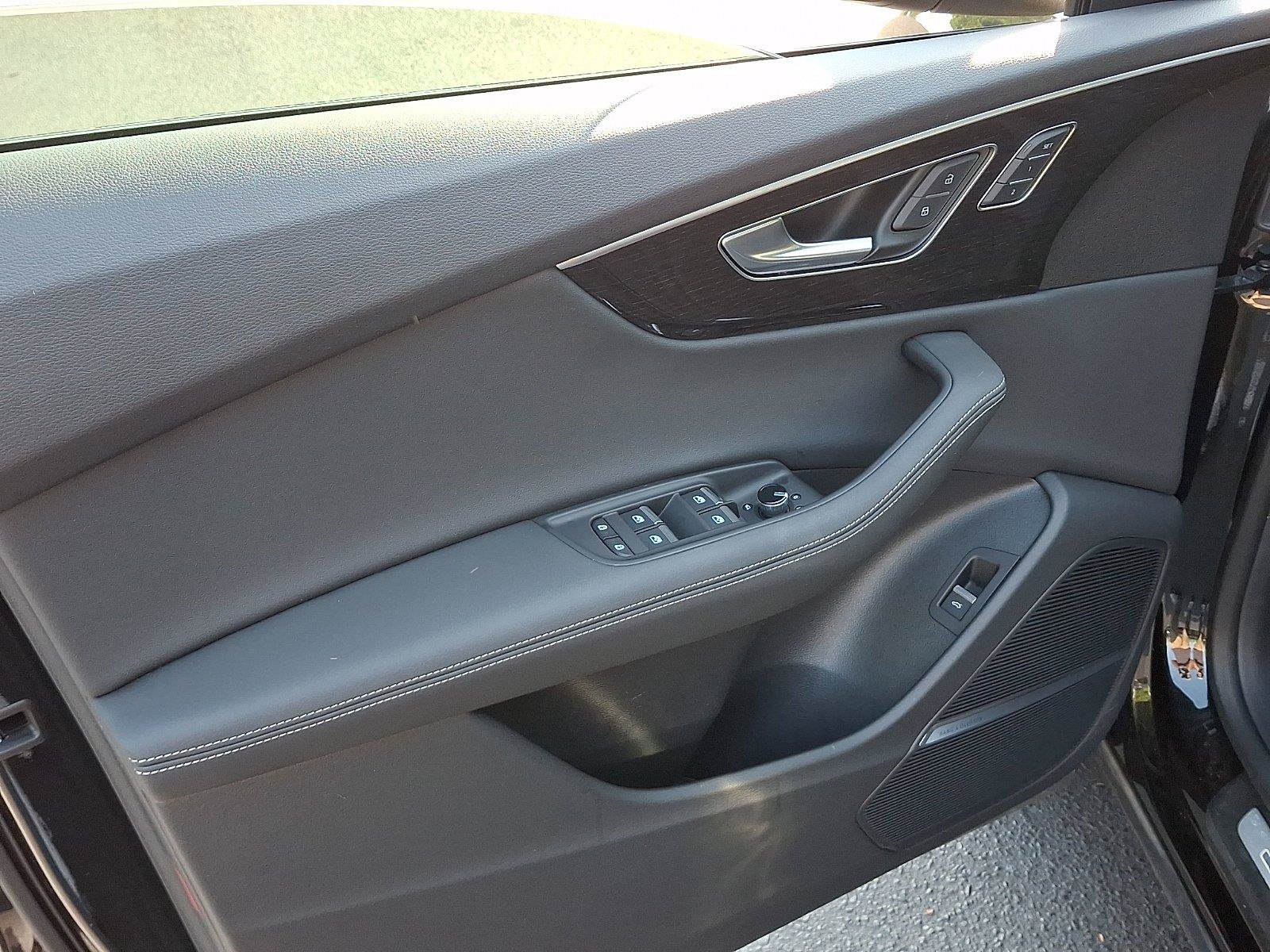 Used 2026 Audi Q8 Premium Plus AWD/4WD image 12