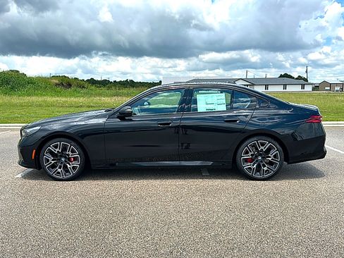 New 2027 BMW 530i w/ M Sport Package RWD image 5