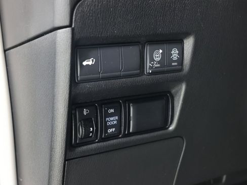 Used 2019 Nissan Armada SL w/ Premium Package image 26