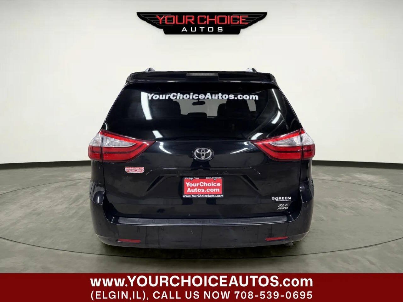 Used 2017 Toyota Sienna XLE Premium AWD/4WD image 4