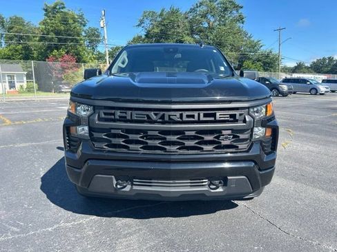 Used 2024 Chevrolet Silverado 1500 Custom w/ Rally Edition AWD/4WD image 7