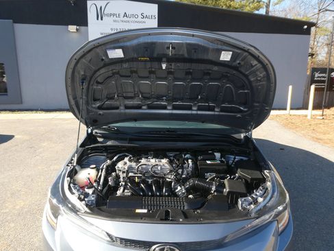 Used 2021 Toyota Corolla LE image 31