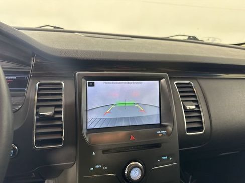 Used 2019 Ford Flex SEL w/ Equipment Group 202A AWD/4WD image 9