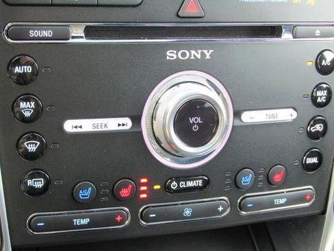 Used 2018 Ford Explorer Limited w/ Equipment Group 301A image 23