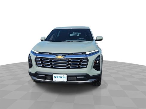 New 2026 Chevrolet Equinox LT image 3