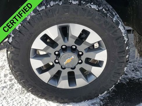 Used 2025 Chevrolet Silverado 2500 Custom w/ Custom Value Package image 32