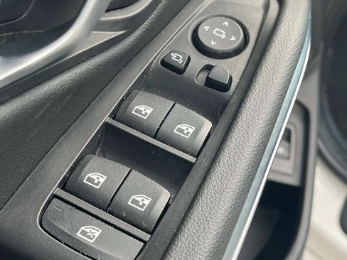 Used 2024 BMW 330e xDrive 330e xDrive Plug-In Hybrid AWD image 75