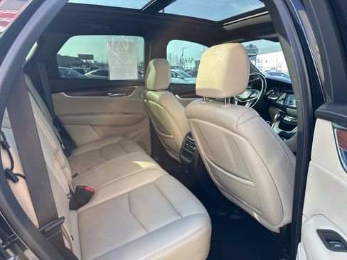 Used 2019 Cadillac XT5 Premium Luxury image 24