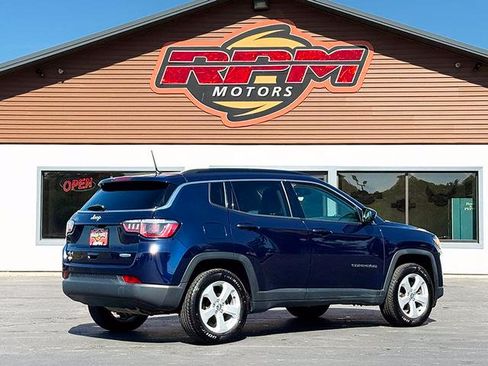 Used 2017 Jeep Compass Latitude AWD/4WD image 6