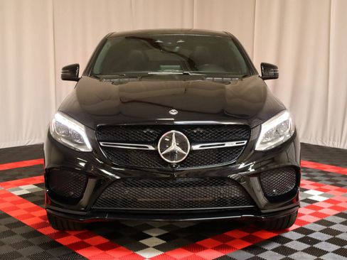 Used 2019 Mercedes-Benz GLE 43 AMG GLE 43 Sport Utility 4D w/ Premium 3 Package image 4